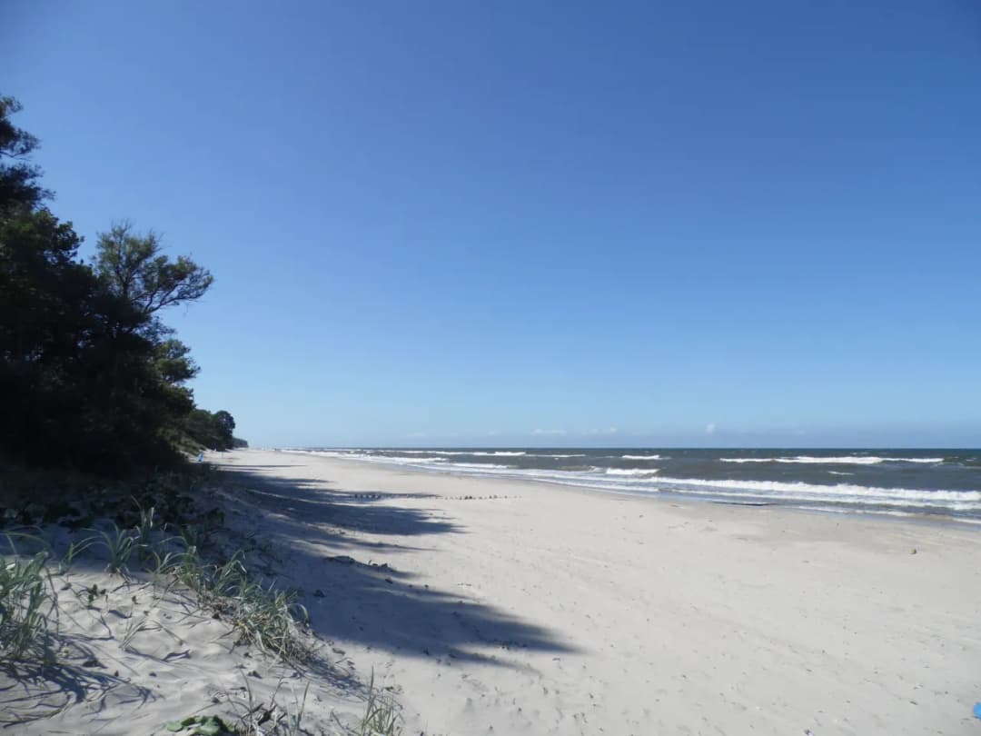 Koszalin ile do morza? Sprawdź, jak łatwo dotrzeć na plażę!