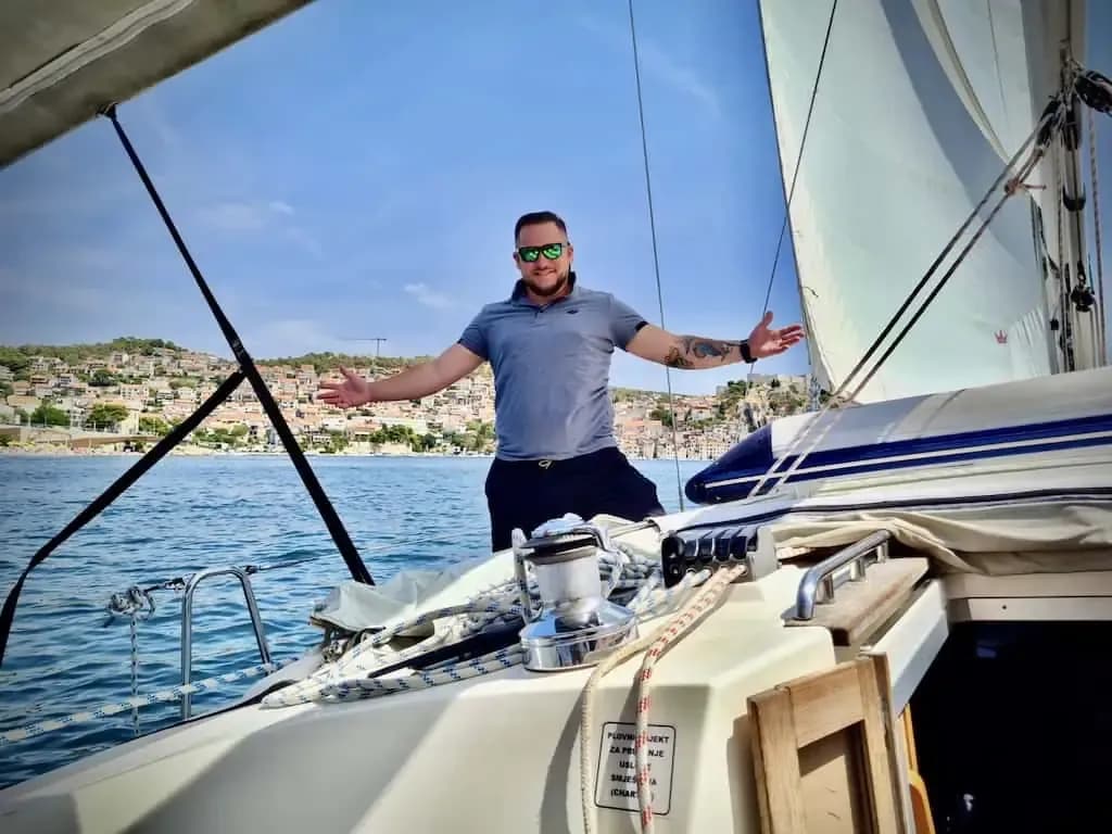 Co zabrać na rejs po Morzu Śródziemnym, aby uniknąć nieprzyjemności?