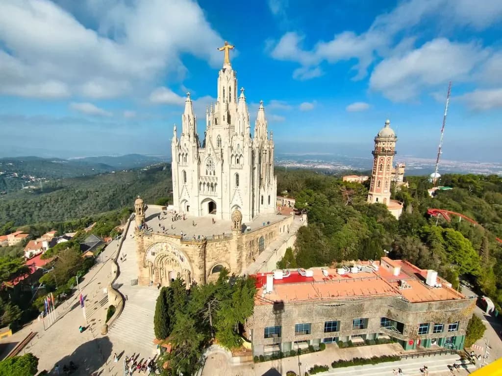 Barcelona nad jakim morzem? Odkryj tajemnice Morza Śródziemnego