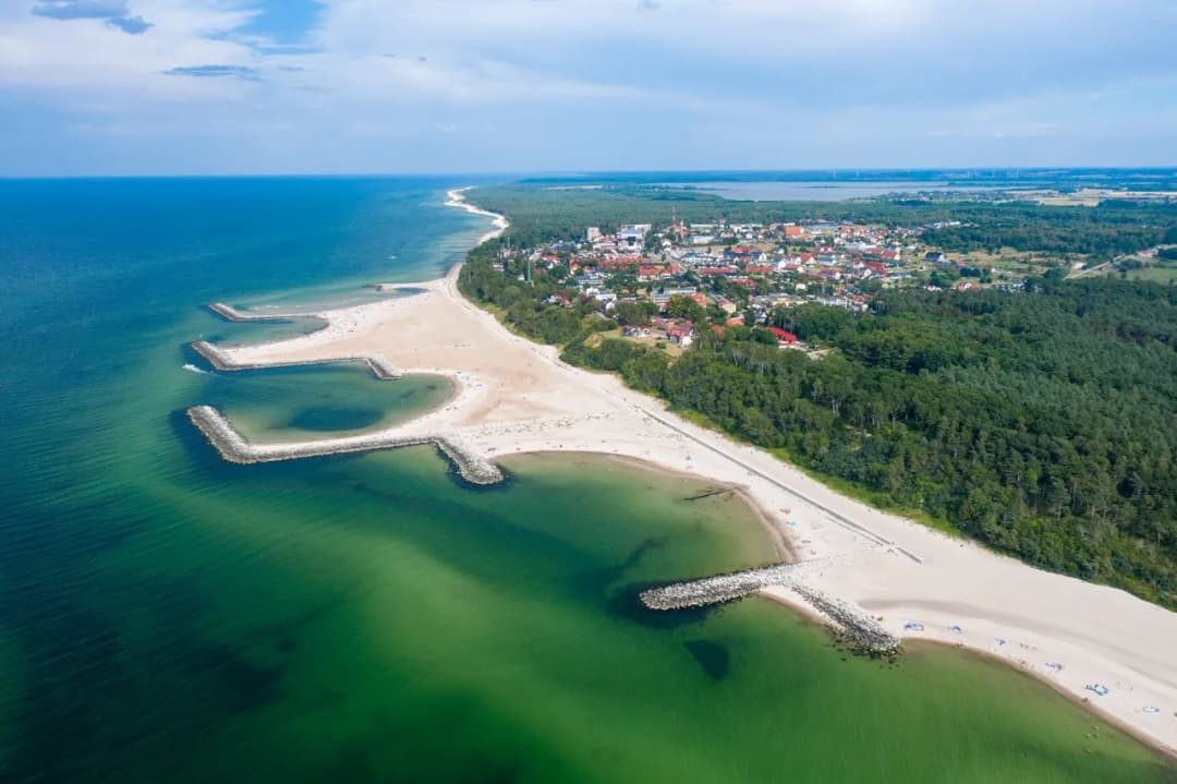 Co warto zobaczyć po drodze nad morze? Niezapomniane atrakcje czekają