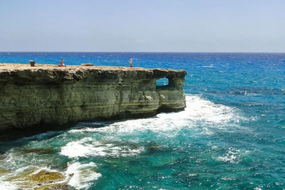 Cypr nad jakim morzem? Odkryj jego strategiczne położenie w Mediteranie