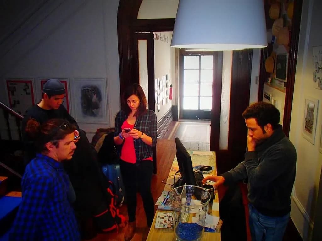 Jak wygląda nocleg w hostelu? Fakty, które zaskoczą każdego podróżnika