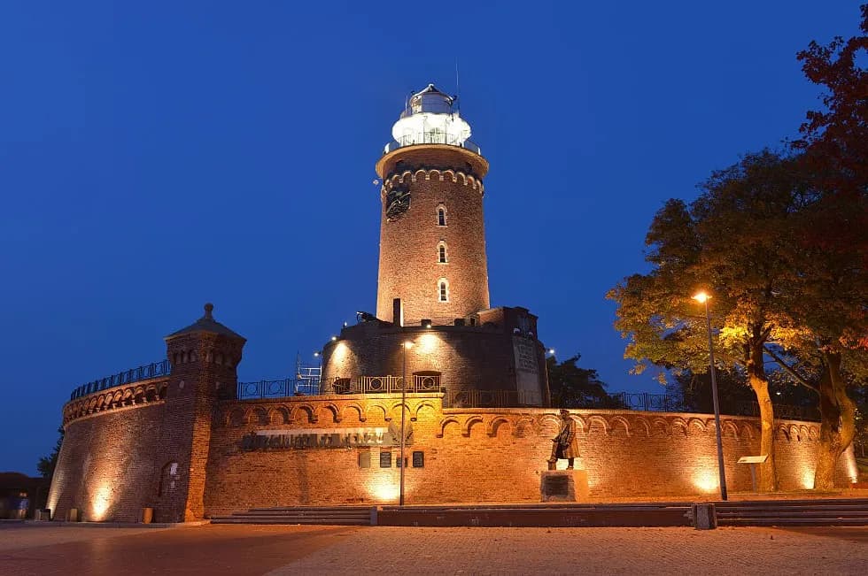 Co można zobaczyć w Kołobrzegu? Najlepsze atrakcje i miejsca do odwiedzenia