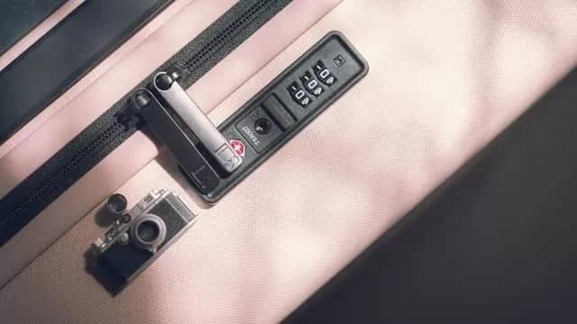 Jak ustawić kod w walizce Ochnik – proste kroki, aby uniknąć problemów